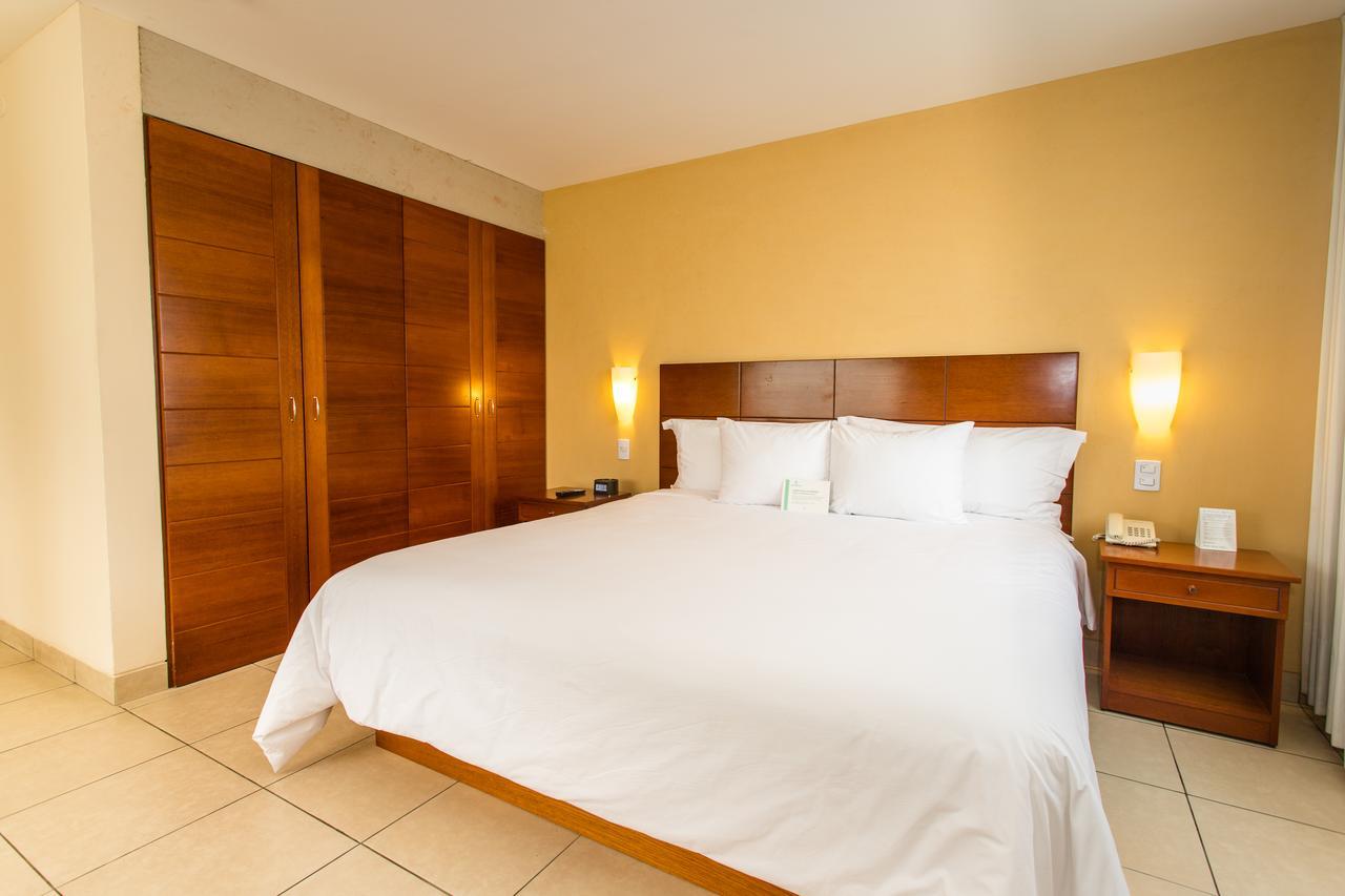 Wyndham Costa Del Sol Pucallpa Bagian luar foto