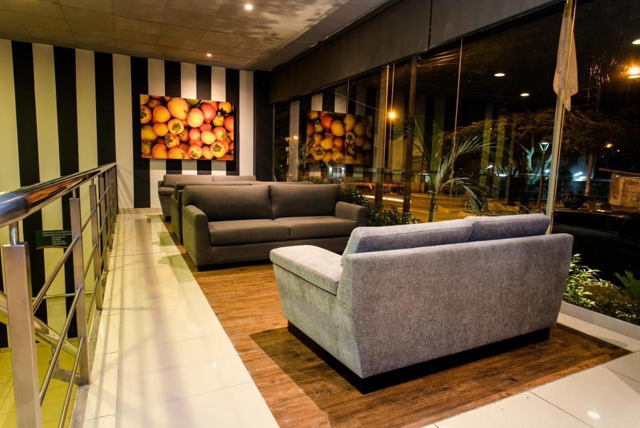 Wyndham Costa Del Sol Pucallpa Bagian luar foto Lobby